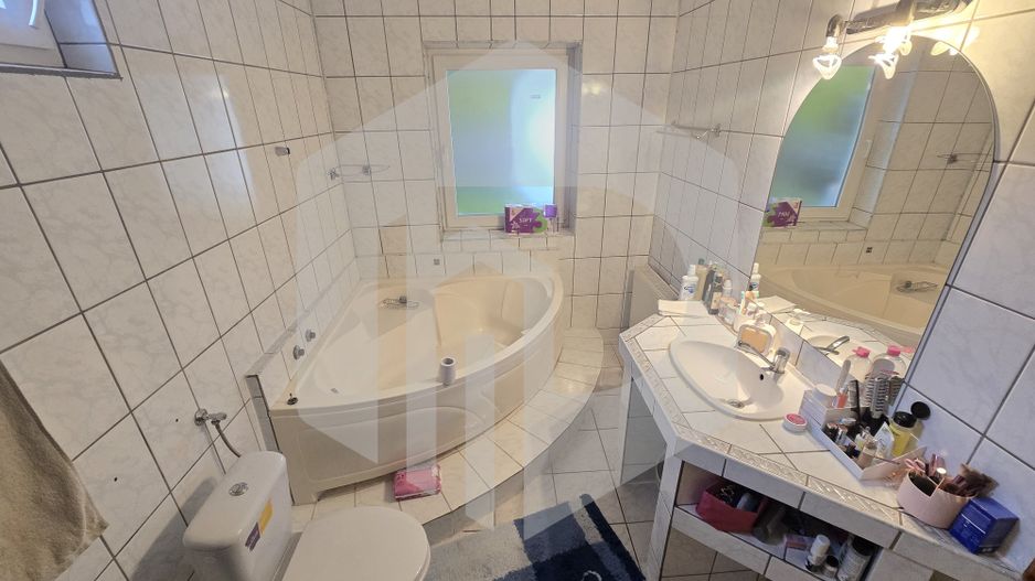 Casa singur in curte 4 camere 650 teren Piata Cluj - Poză 6