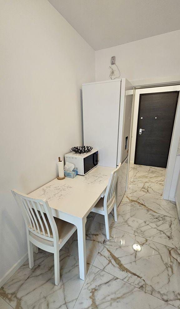 Studio modern de inchiriat, Exigent Plaza Faza 2, centrala proprie - Poză 2