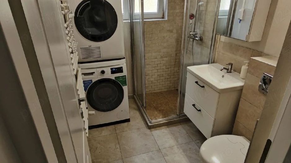 Apartament 3 camere, etaj intermediar, 2balcoane, parcare - Poză 3