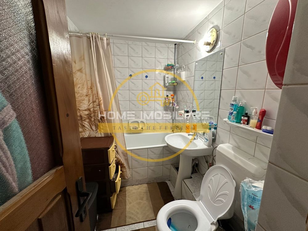 Apartament 3 Camere Decomandat Nicolina-Frumaosa - Poză 6
