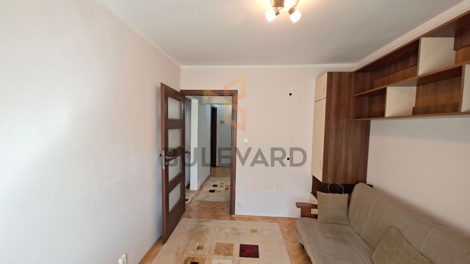 Apartament 3 camere decomandate + parcare, mijlocul strazii Titulescu! - Poză 5