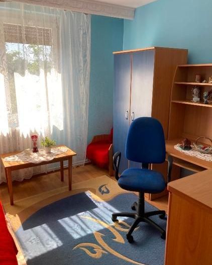 BRASADAS vinde ap 2 cam etaj 3/4 Carpați 1. - Poză 1