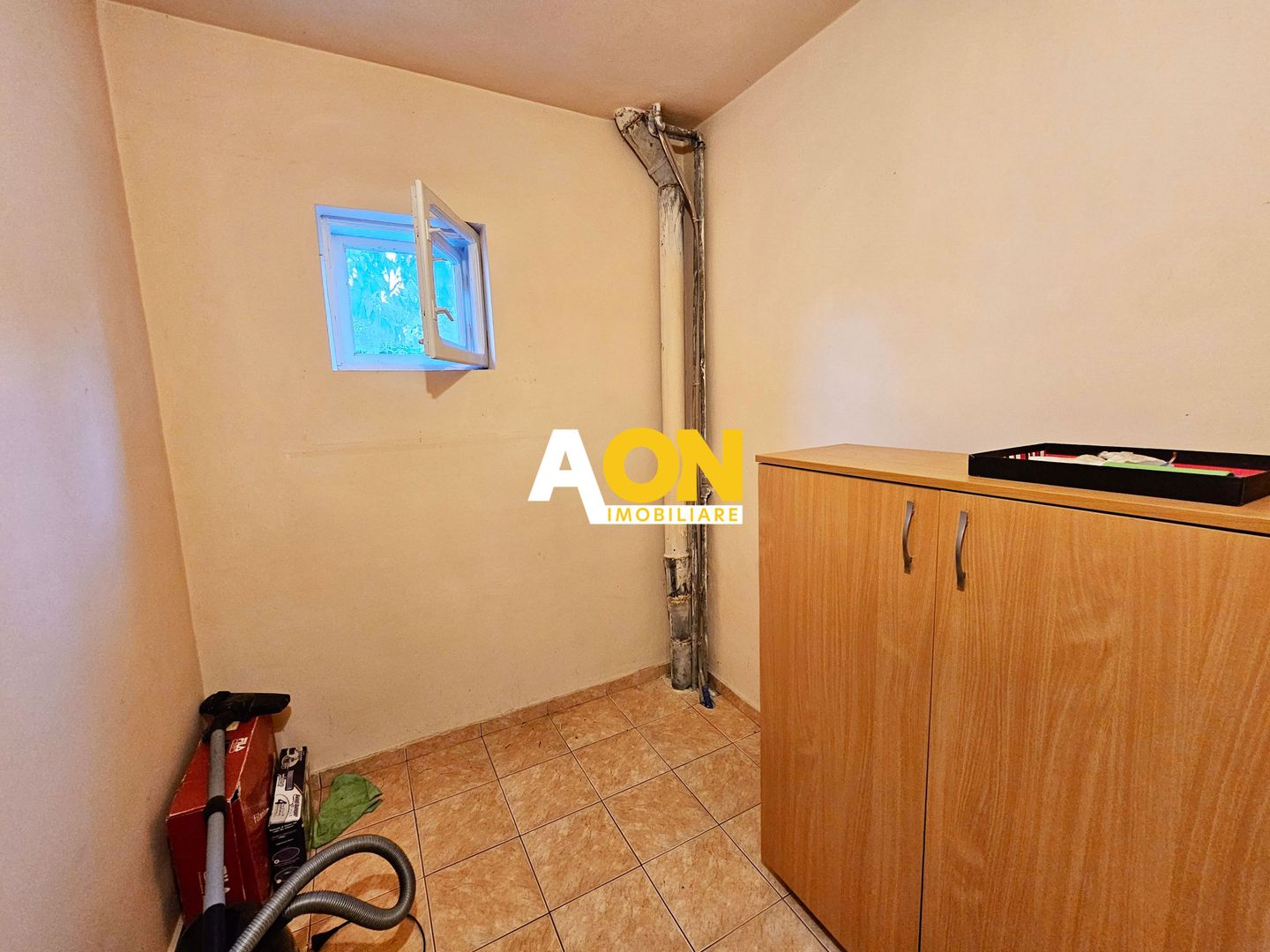 Casa 8 camere, S+P+1, teren 1377 mp, zona Schit - Poză 13