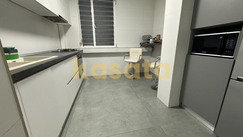 Apartament 3 Camere | Decomandat | Bloc Reabilitat | Garaj Disponibil - Poză 12
