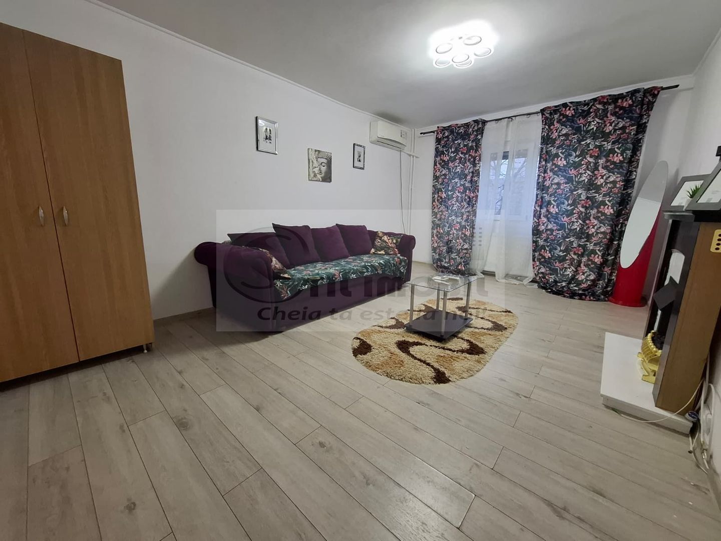 Liber, apartament 2 camere decomandat, 55 mp, Cug la bulevard - Poză 1