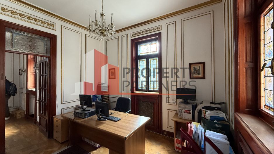 Birouri de inchiriat  200 mp în Palatul Ghica. - Poză 6