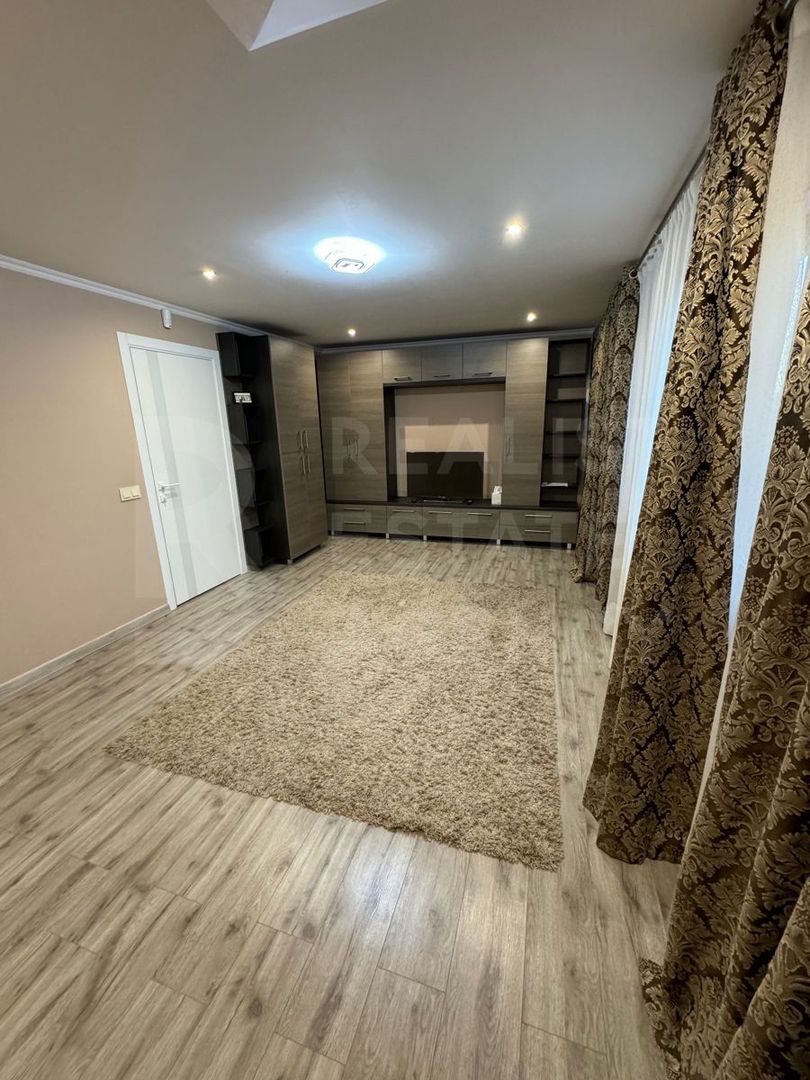 Chirie, casă, 3 camere, strada Alexei Şciusev, Centru - Poză 11