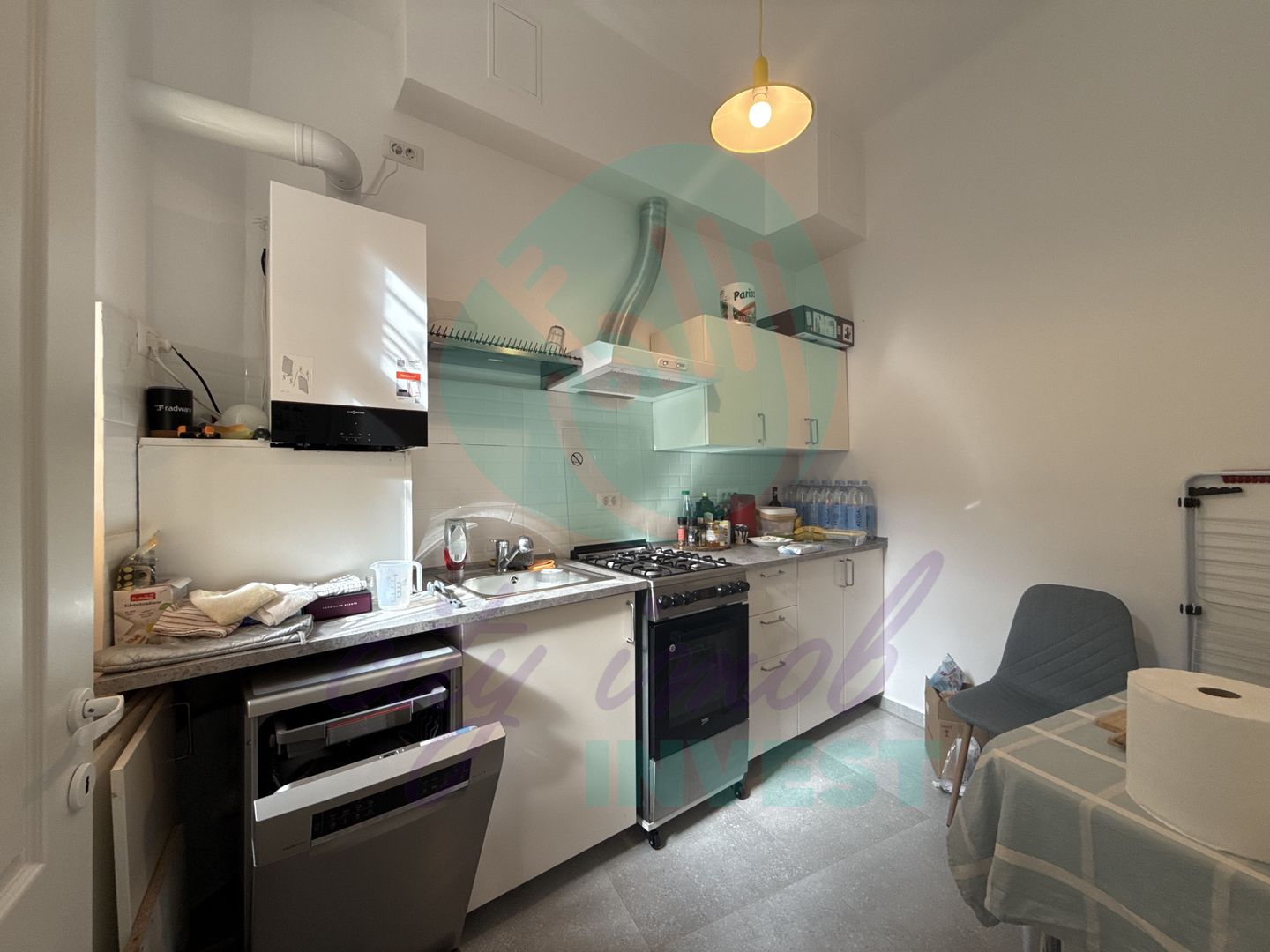Apartament cochet vila edificata in perioada interbelica - Poză 10
