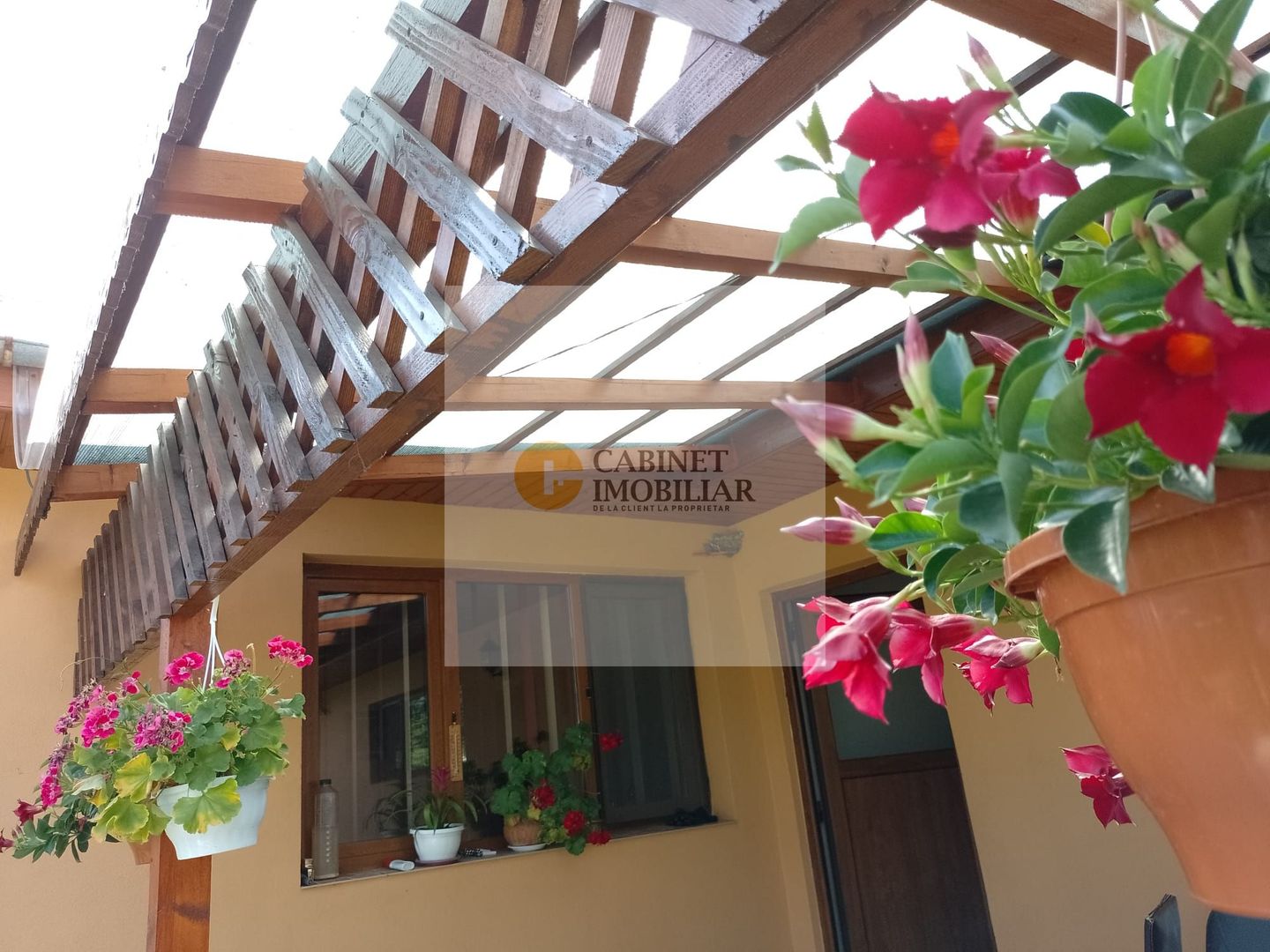 Casă de vacanță modernă cu teren generos –15min de Tecuci - Poză 23