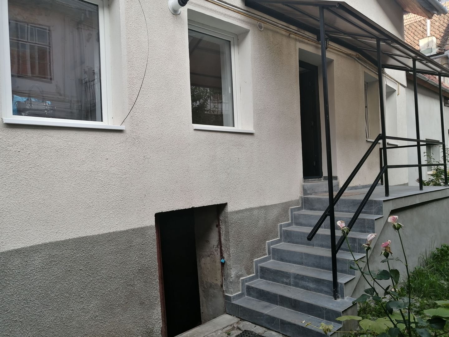 Vânzare apartament spatios,  in zonă ultracentrală - Poză 2