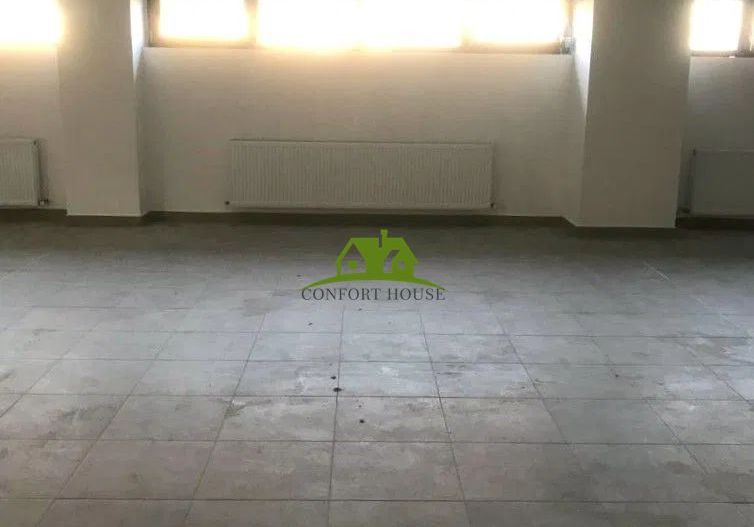 Spatiu comercial nou amenajat 2 intrari/2bai/2centrale/PVC tripan - Poză 16