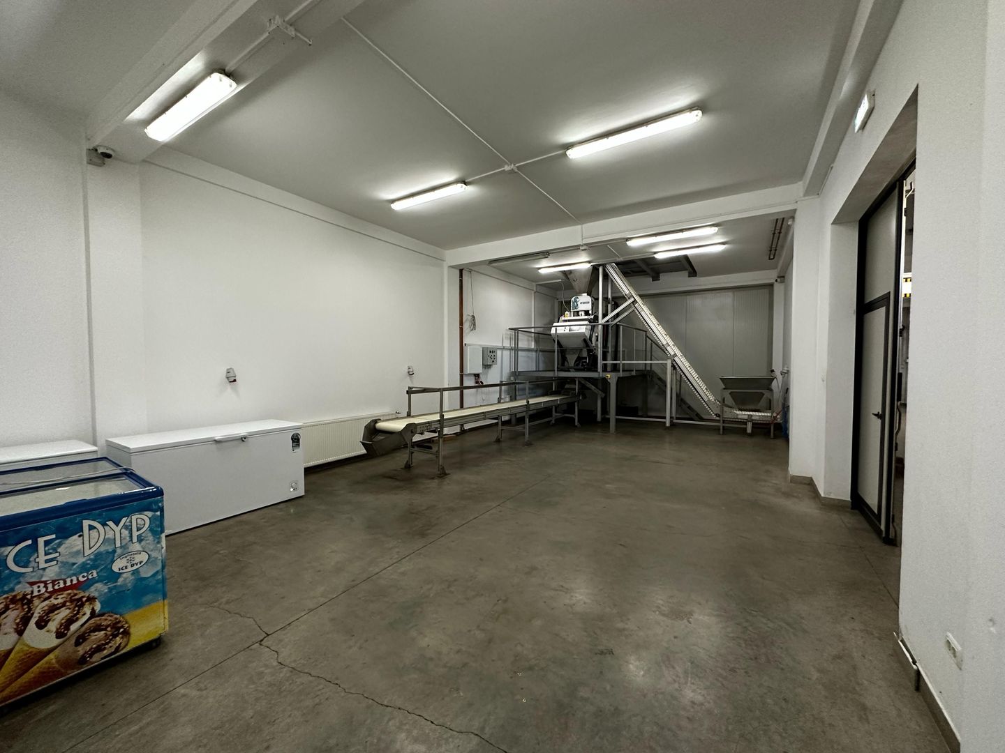 Complex industrial și logistic – aprox. 1.520 mp – spații frigorifice, - Poză 3