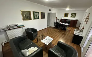 Cladire pretabila spațiu birouri/ clinica - Poză 17