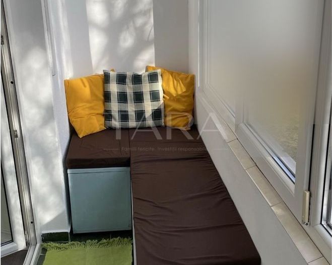 Apartament cu 2 balcoane și parcare, într-o zonă verde și liniștită. - Poză 1