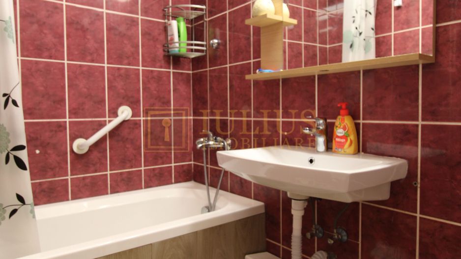 Piata 700, 2 camere, centrala proprie - Poză 11