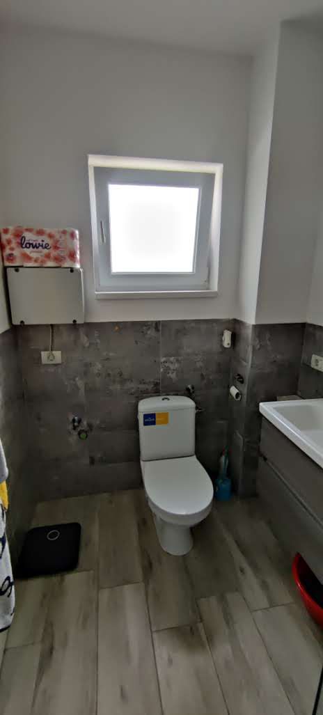DUPLEX MOSNITA NOUA  98 MP UTILI CU 375 MP TEREN - Poză 20