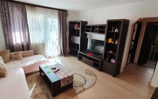 Apartament 3 camere, etaj intermediar, Cetate - Poză 1