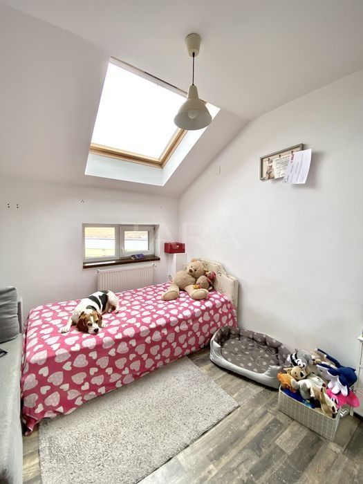 Apartament 3 camere, pe 2 niveluri, Florești, zonă centrala. - Poză 5