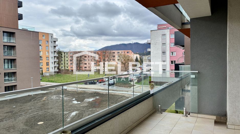 2 Camere / Decomandat / Boxă / Parcare - Poză 4