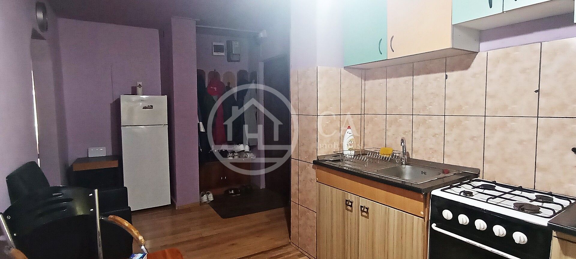 Apartament de vanzare cu 2 camere in zona Rogerius, Oradea - Poză 1