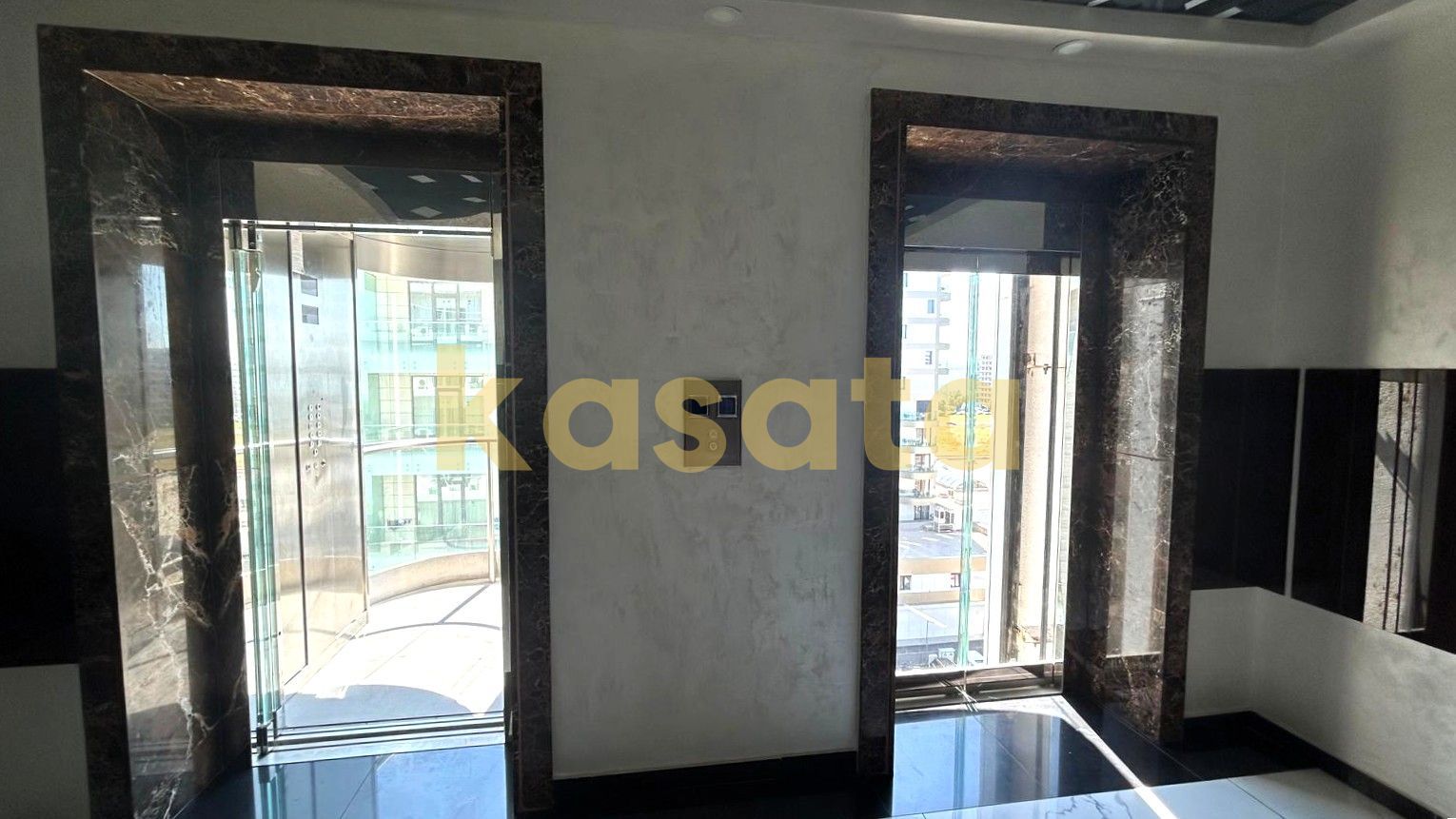 3 camere I White Tower I vedere panoramica I terasa 27 mp I et 7 - Poză 31