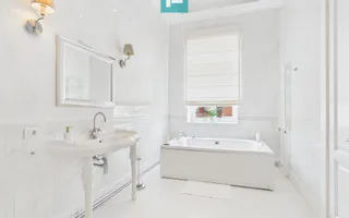 Apartament deosebit în clădire istorică central - Poză 18