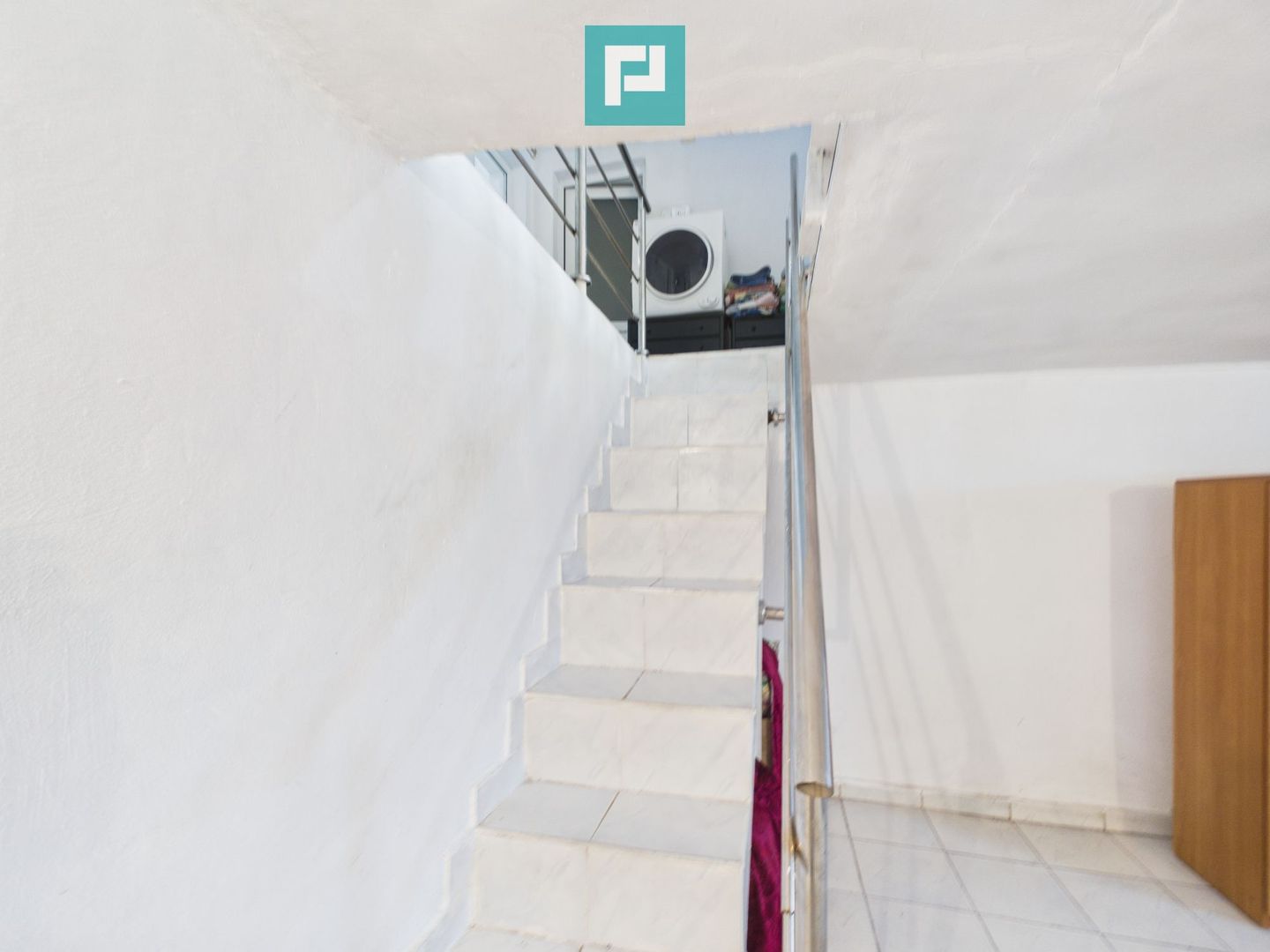 Casă retrasă Pișchia – 4 camere, teren 920 mp - Poză 48