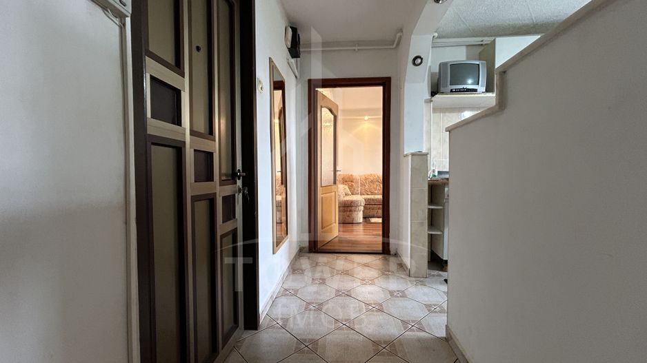 Apartament de vânzare - Zona Vasile Aaron - Poză 10