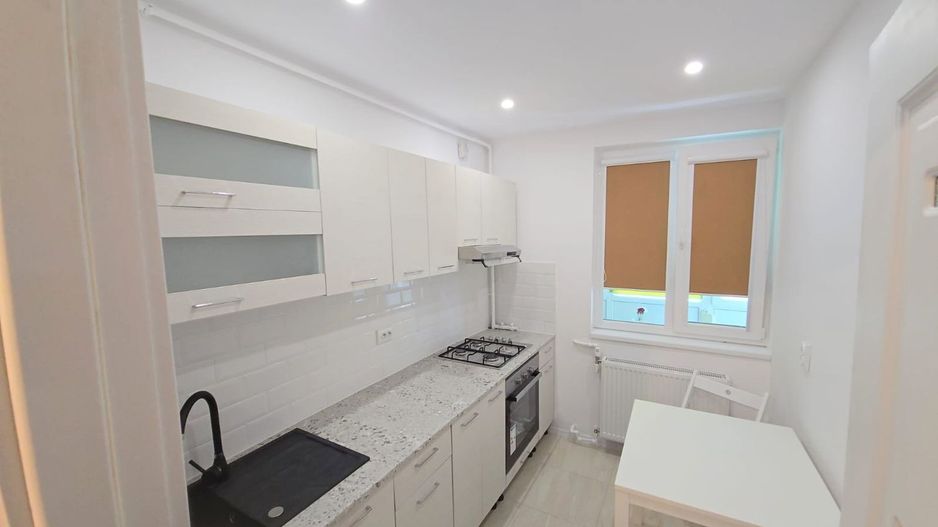 2 camere renovat | plan secund | Calea Grivitei Metrou - Poză 1