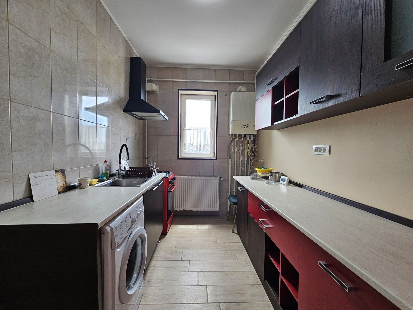 Apartament 2 camere renovat,mobilat si utilat - de vanzare - Poză 3