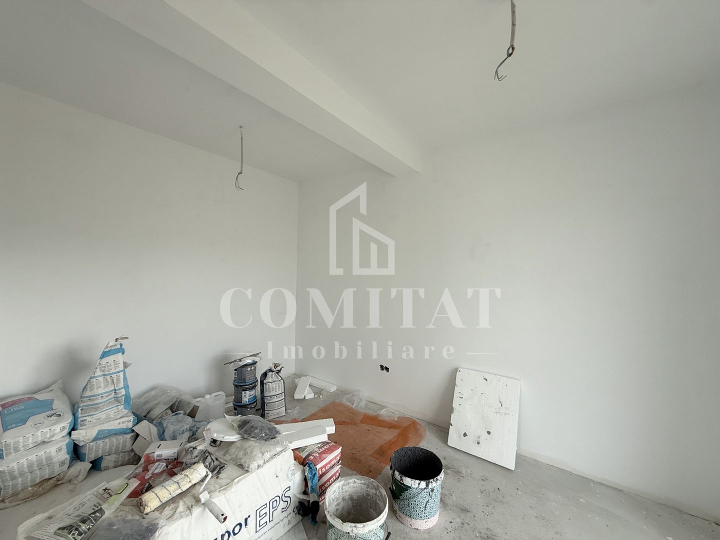 Casă individuală cu 699 teren la preț bun Chinteni - Poză 16