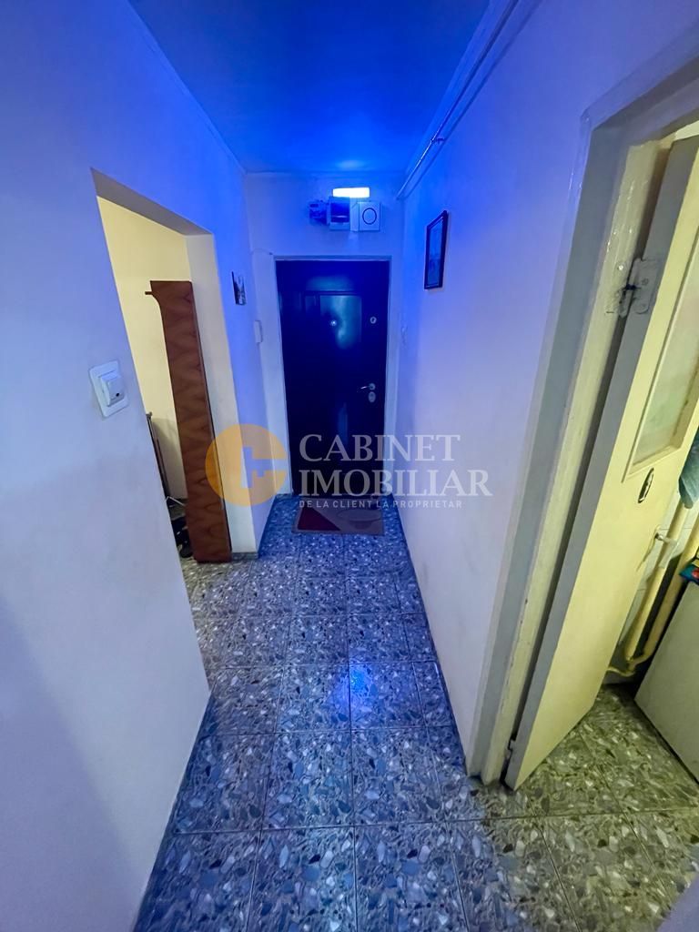 Apartament cu 2 camere Decomandat - Etaj Intermediar - Fara Risc - Podu Ros - Poză 6