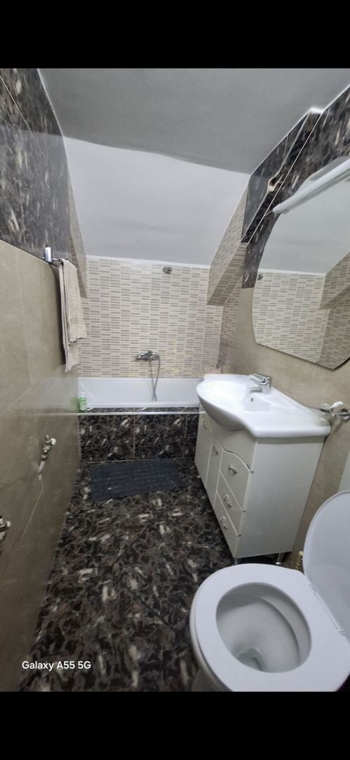 Vind apartament cu 1 camera ,bucatarie ,1baie sup.30mp. In Marasti . - Poză 4