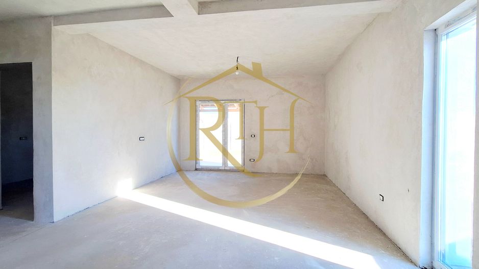 Oferim spre vanzare Case-Duplex cu 4 camere, situate in Giroc,  0% comision - Poză 5