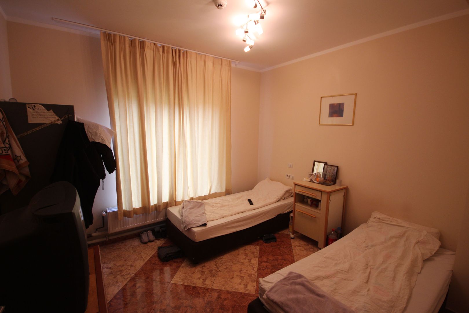Vila  destinatie camin batrani - Poză 23
