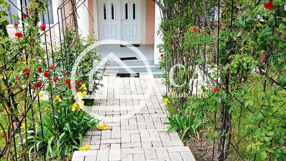 Casă cu 7 camere de închiriat în zona Gheorghe Doja, Oradea - Poză 22