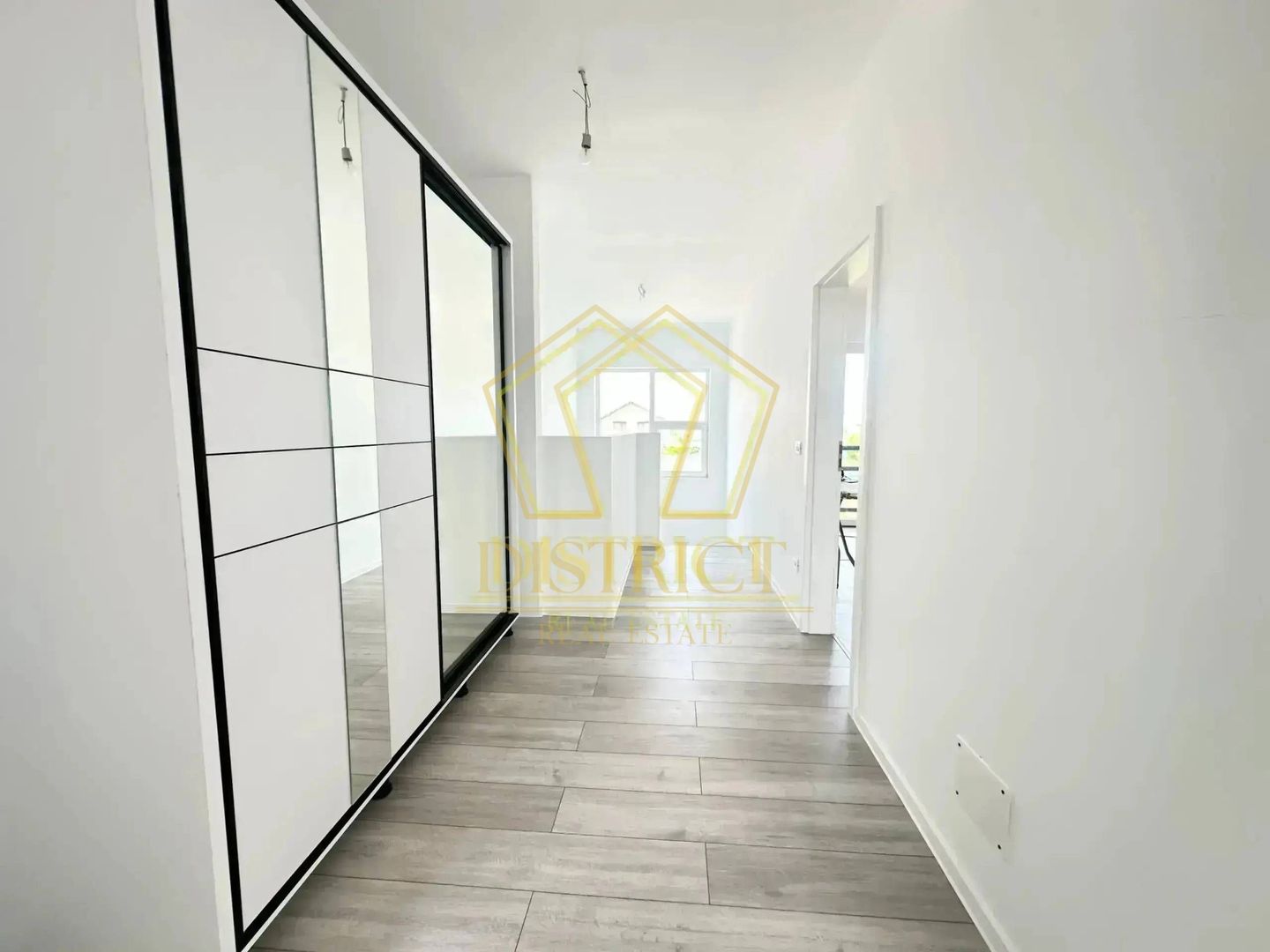 Triplex deosebit cu 4 camere | Dumbravita | PetFriendly - Poză 4