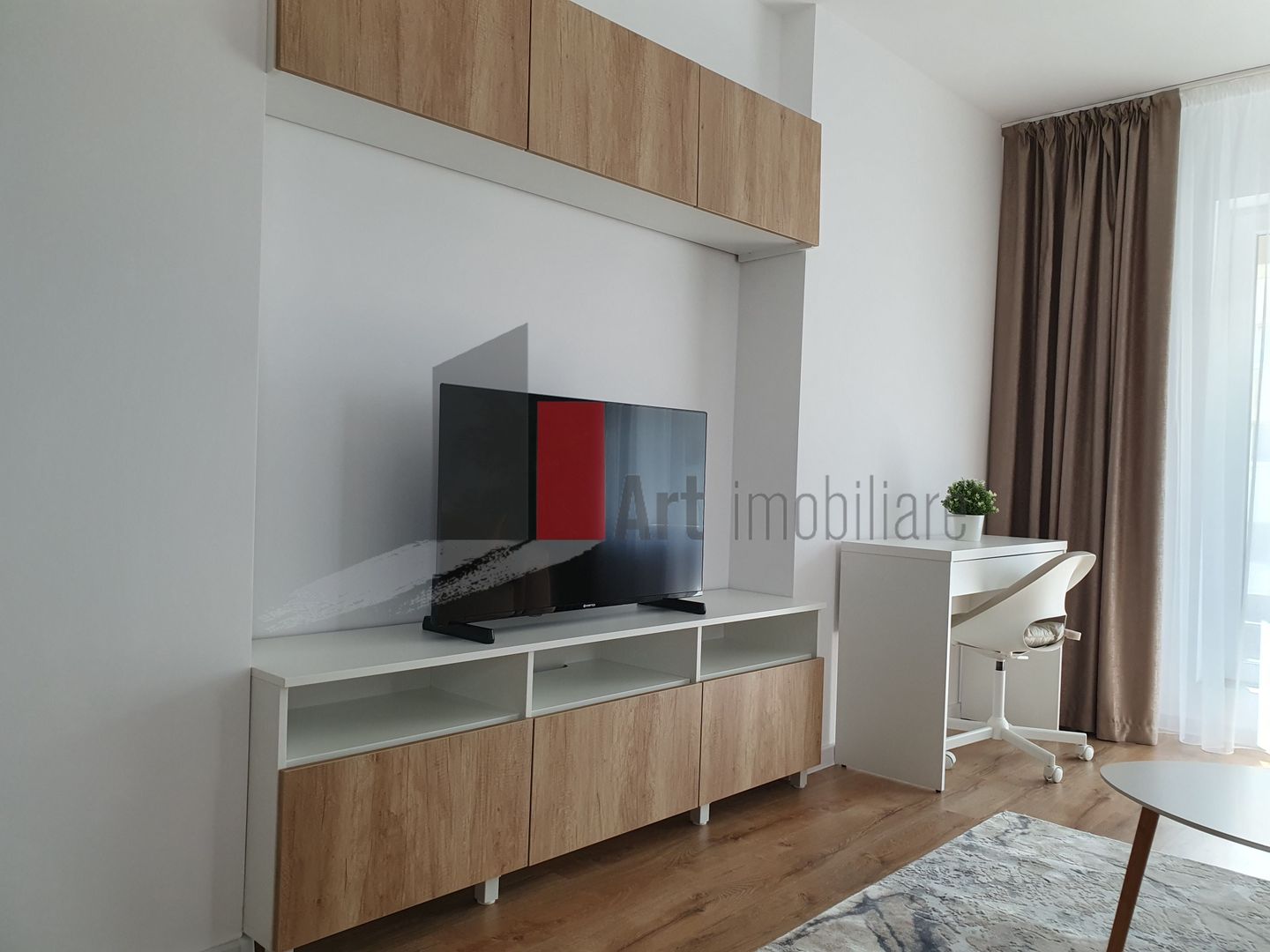 Inchiriere Apartament 2 Camere Panorama City - Poză 2