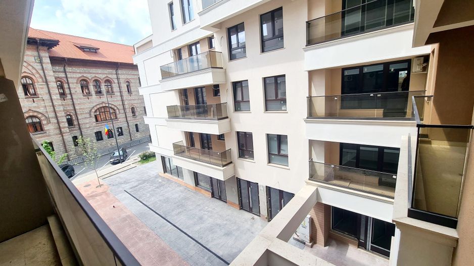 Apartament 3 camere - Centru - Poză 3