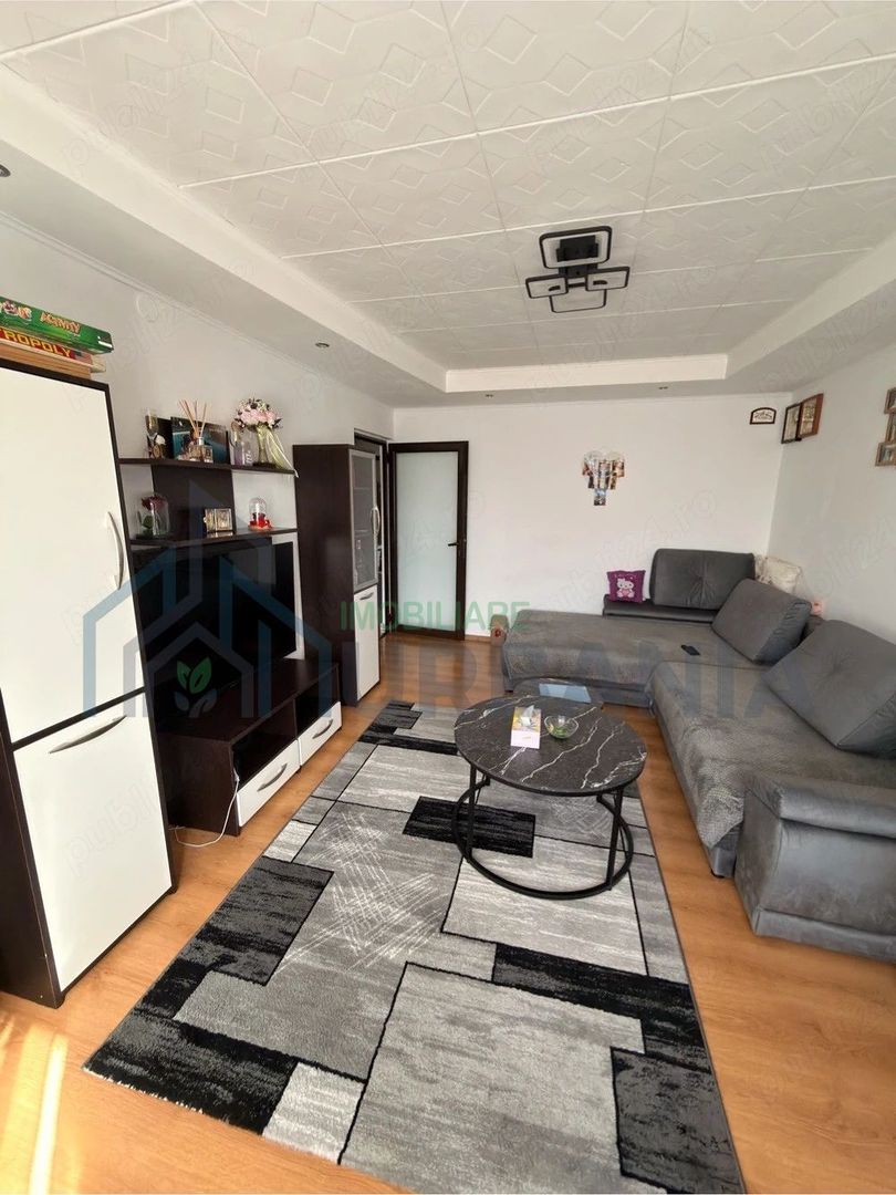 Apartament 3 camere, 77 mp, intabulat, decomandat, etaj 4/4, Tomesti - Poză 1