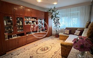 Apartament de vanzare cu 4 camere in zona Nufarul, Oradea - Poză 2