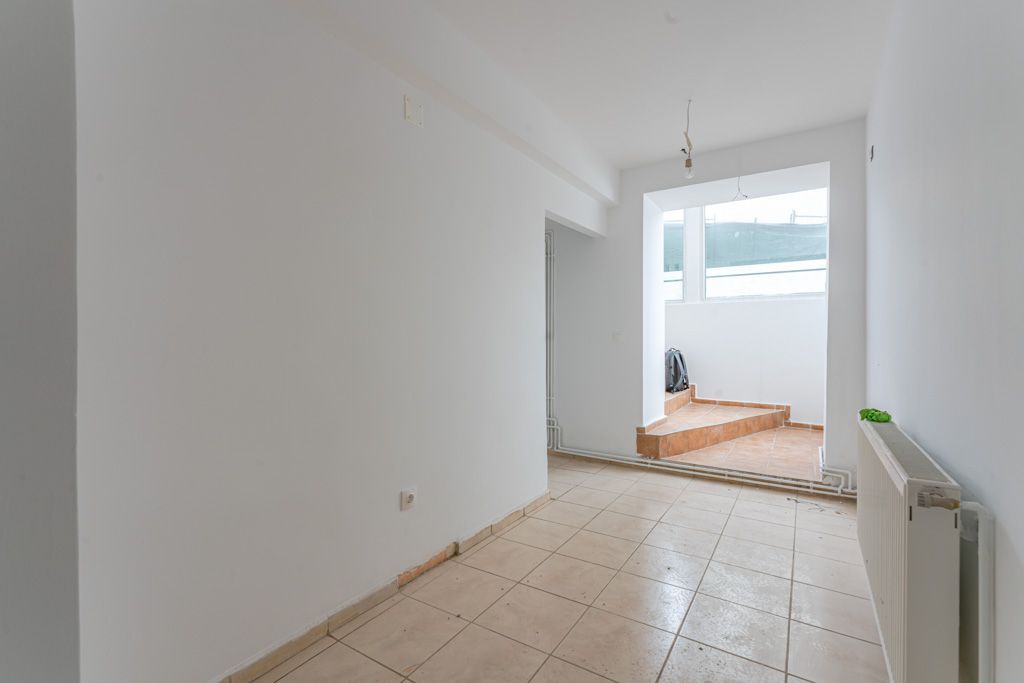 Doua spatii pentru birouri cu acces direct din strada - Poză 17