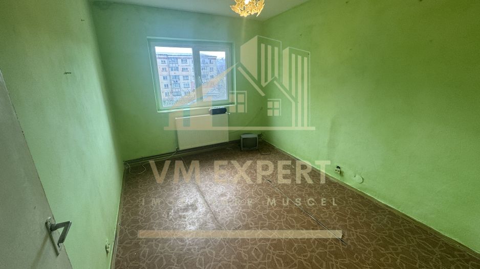 APARTAMENT 3 CAMERE ETAJ 2 GRUI  CAMPULUNG - Poză 15