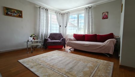 BLACK FRIDAY  Vilă 7 camere I Teren 950mp I Terasă I Sub Arini