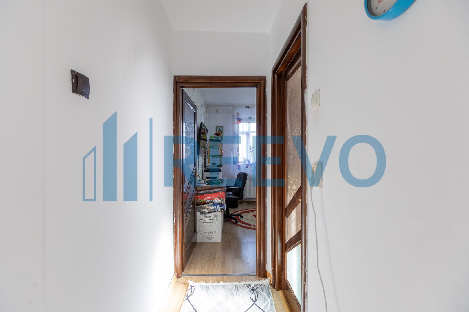 Apartament de vanzare cu doua camere, decomandat - str Cornisa Bistritei Bacau! - Poză 9