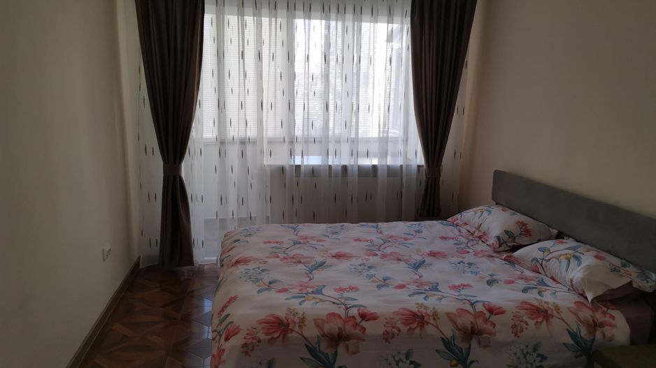Apartament cu 2 camere de vânzare in Cetate - Poză 4