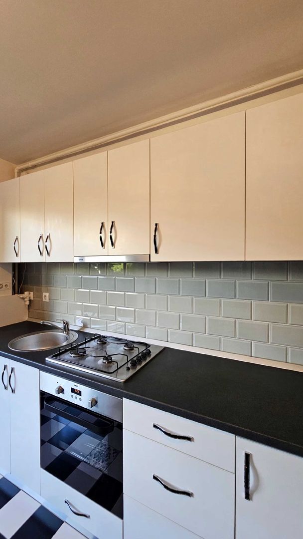 Apartament 2 camere de închiriat – Apărătorii Patriei - Poză 3