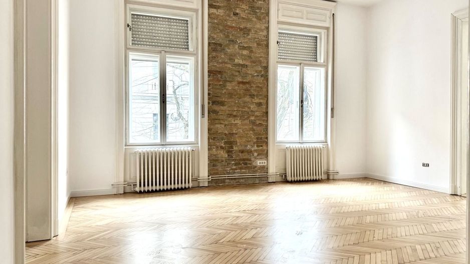 Apartament 3 camere modern, nemobilat, locuință/birou - Poză 1