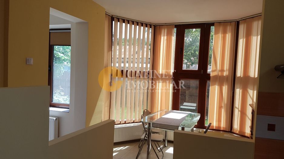 Casa renovata zona Centrala Iasi - manastirea Trei Ierarhi - Poză 3