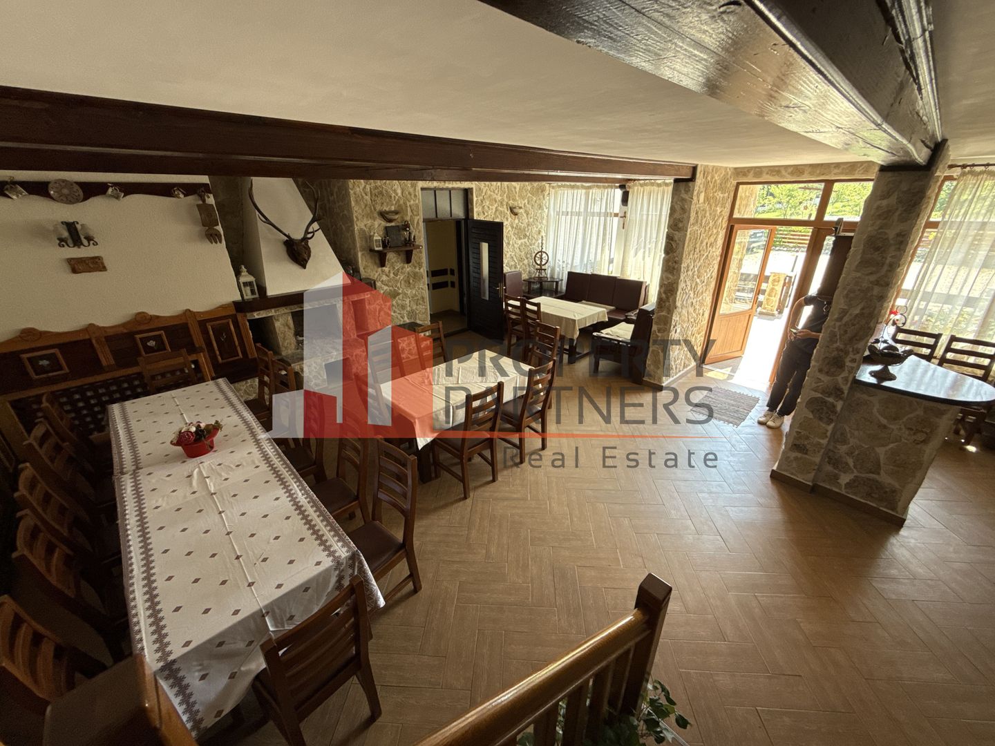 Pensiune cu vedere spectaculoasă la Bucegi și Piatra Craiului – Bradul Inalt - Poză 31